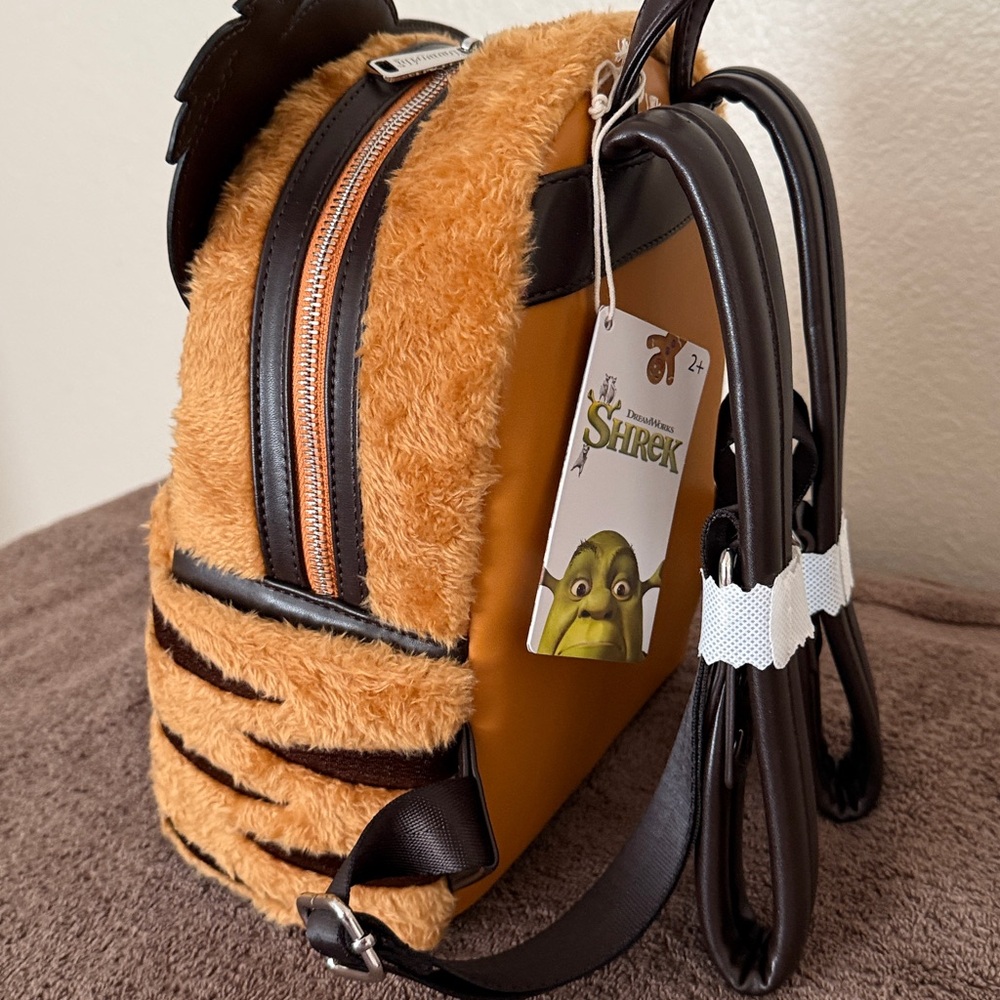 DreamWorks Puss N Boots loungefly - Picture 2 of 5